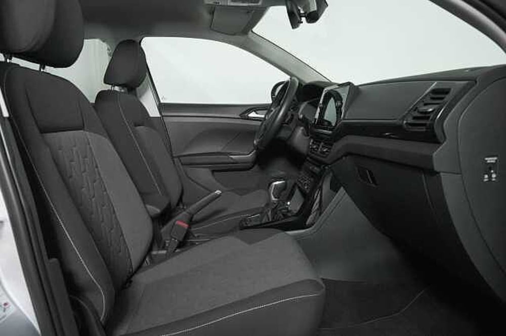 Volkswagen T-Cross usata a Como (13)