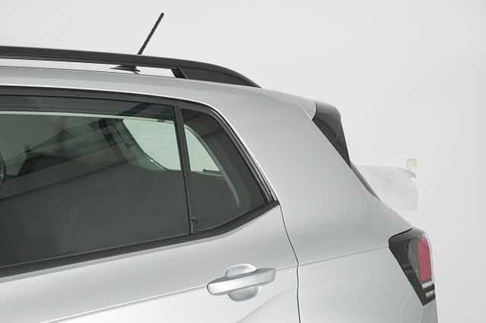 Volkswagen T-Cross usata a Como (6)