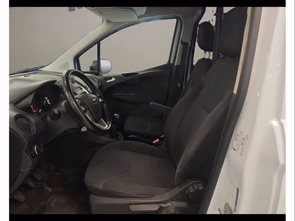 Ford Transit Courier usata a Catania (9)