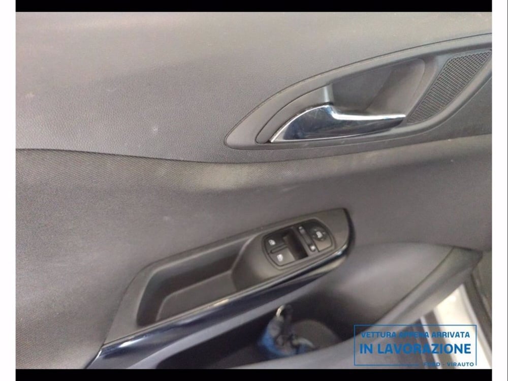Opel Corsa usata a Catania (10)