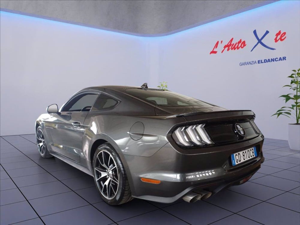 Ford Mustang Coupé usata a Milano (5)
