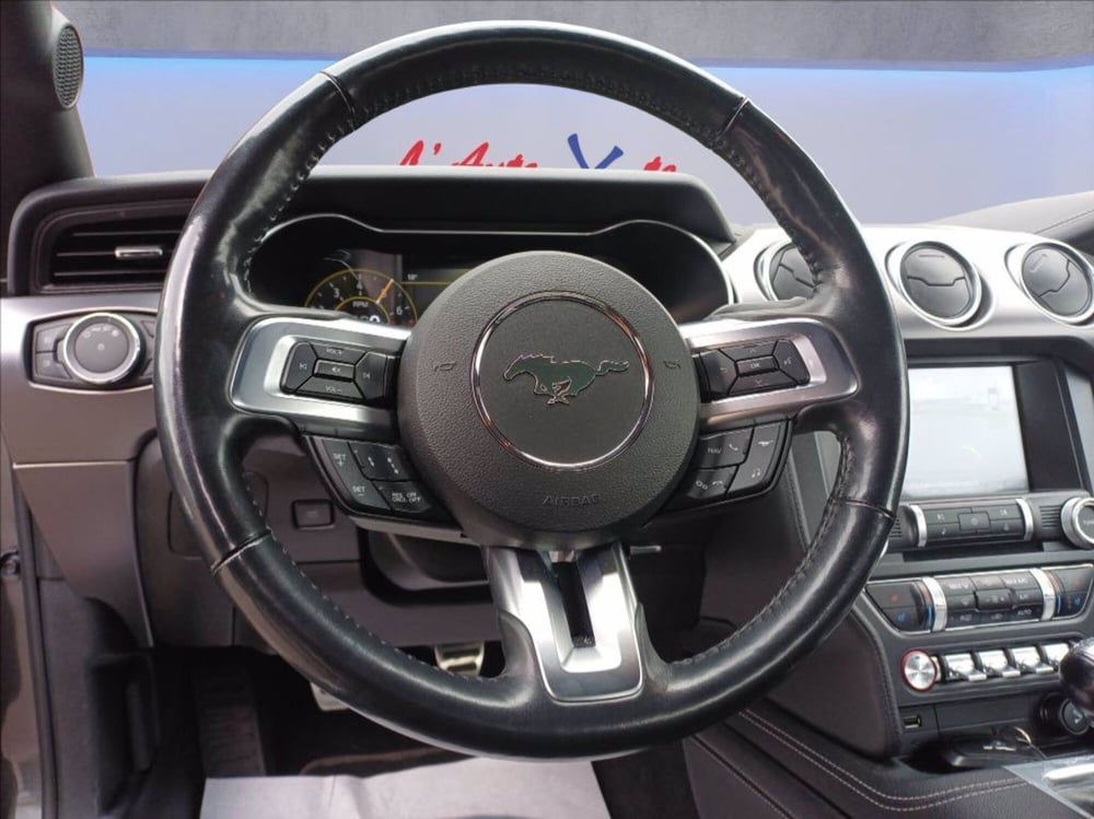 Ford Mustang Coupé usata a Milano (9)