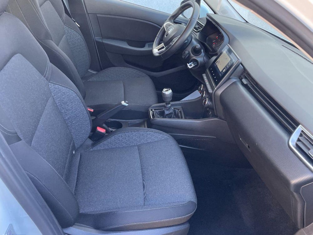 Renault Clio usata a Lecce (17)