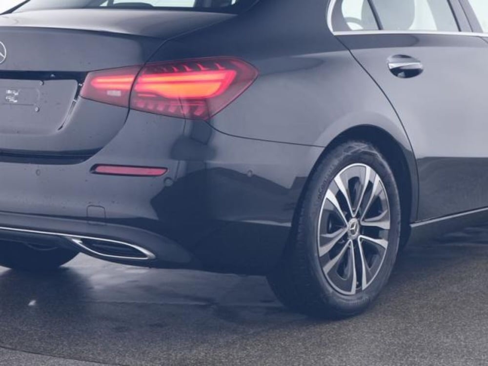 Mercedes-Benz Classe A Sedan usata a Milano (4)