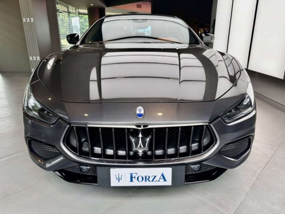 Maserati Ghibli usata a Torino (2)