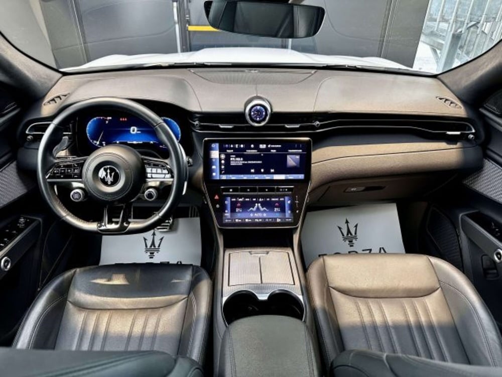 Maserati Grecale usata a Torino (15)