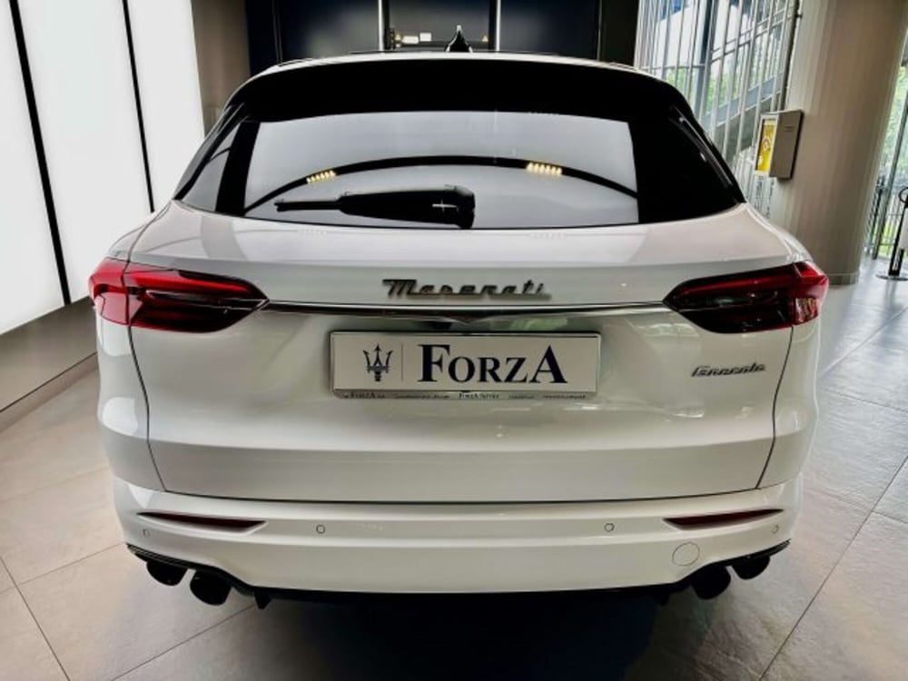 Maserati Grecale usata a Torino (7)
