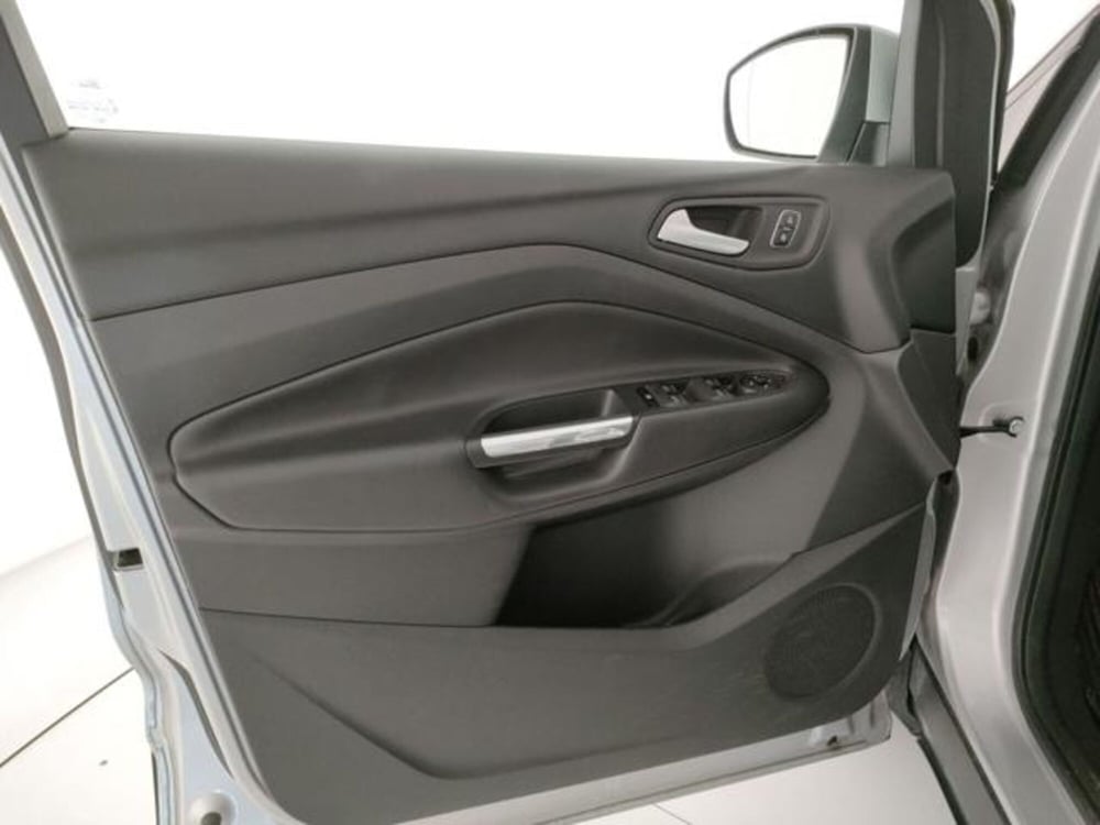 Ford Kuga usata a Modena (10)