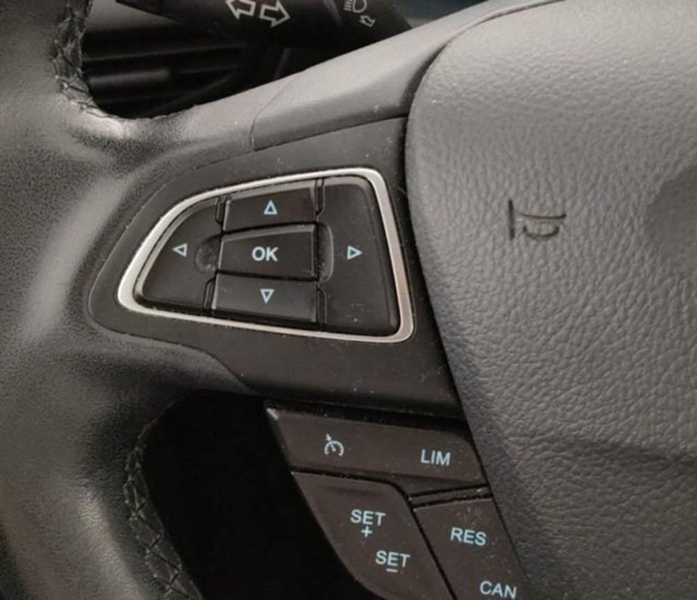 Ford Kuga usata a Modena (15)