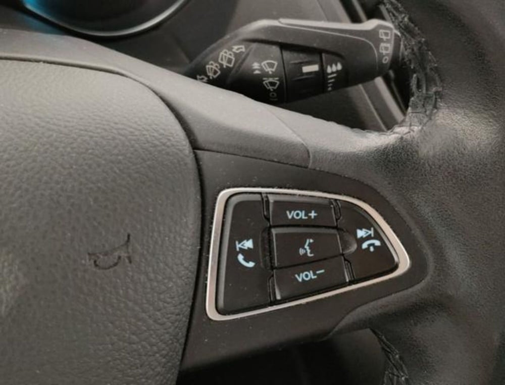 Ford Kuga usata a Modena (16)