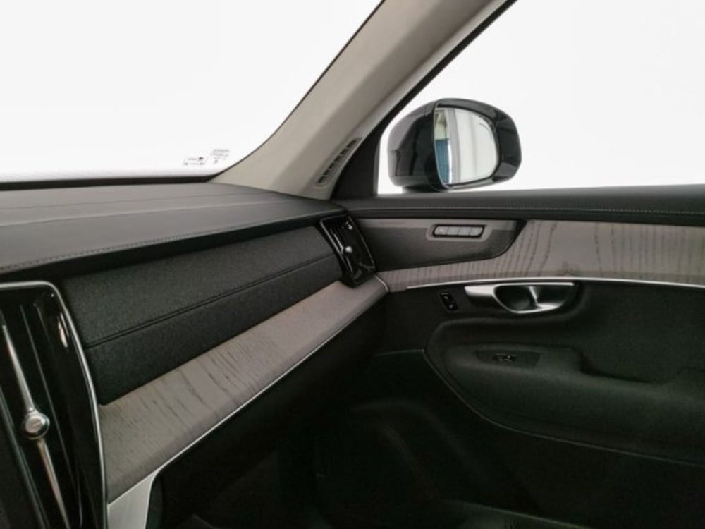 Volvo XC90 nuova a Modena (12)