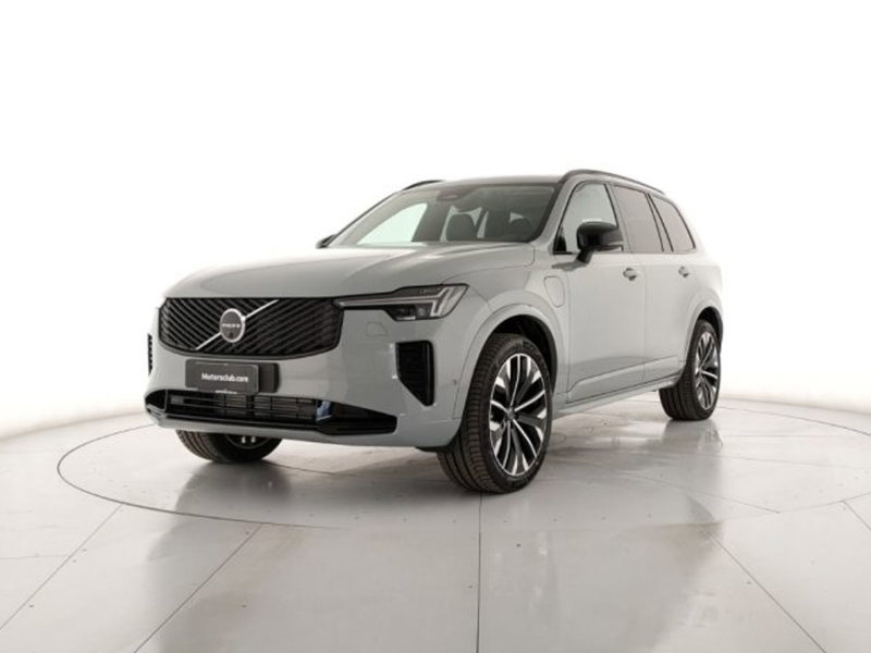 Volvo XC90 nuova a Modena (2)