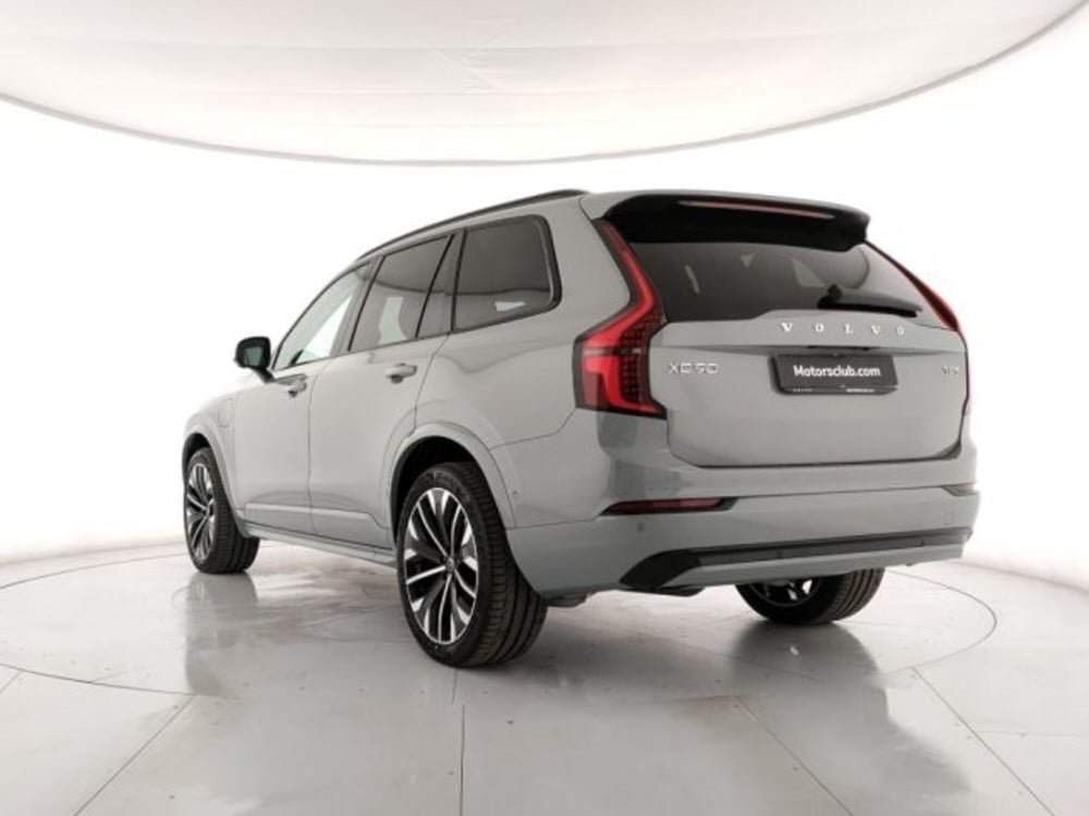 Volvo XC90 nuova a Modena (3)