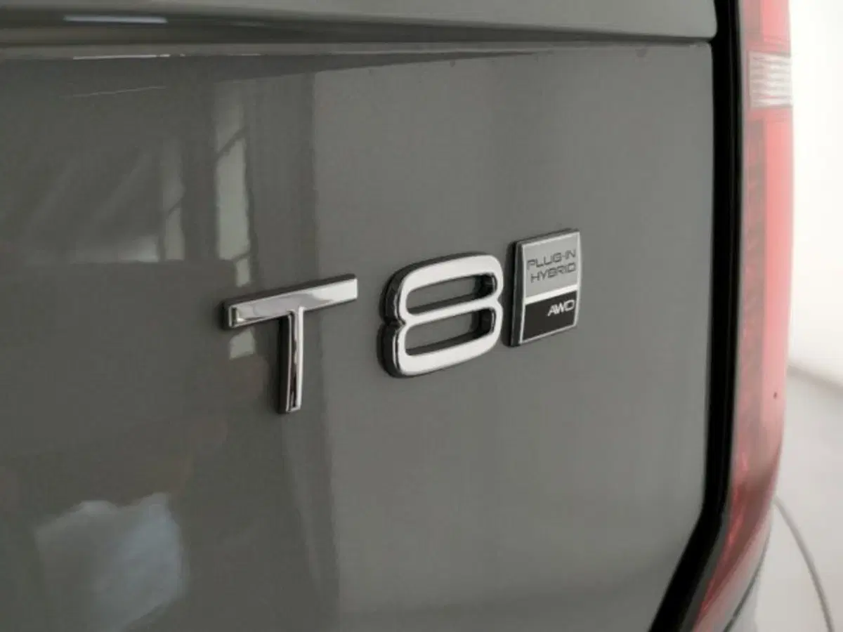 Volvo XC90 nuova a Modena (8)
