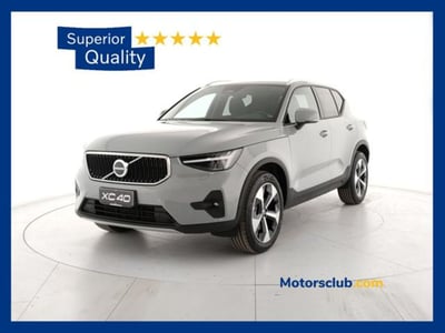 Volvo XC40 B3 automatico Core nuova a Modena