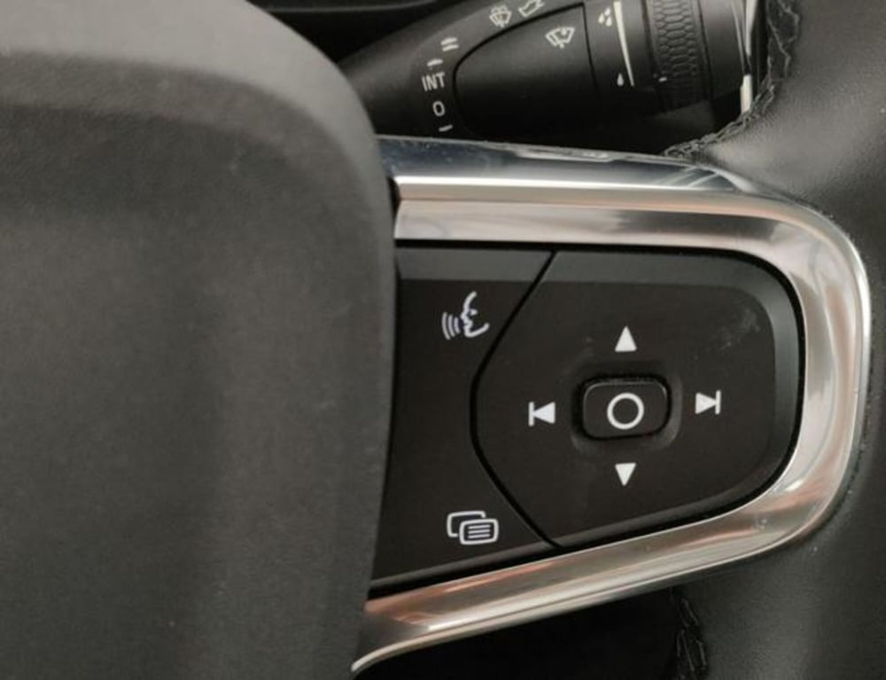 Volvo XC40 usata a Modena (17)