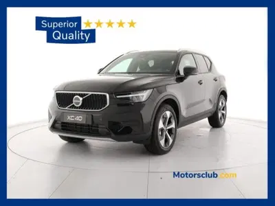 Volvo XC40 B3 automatico Core nuova a Modena