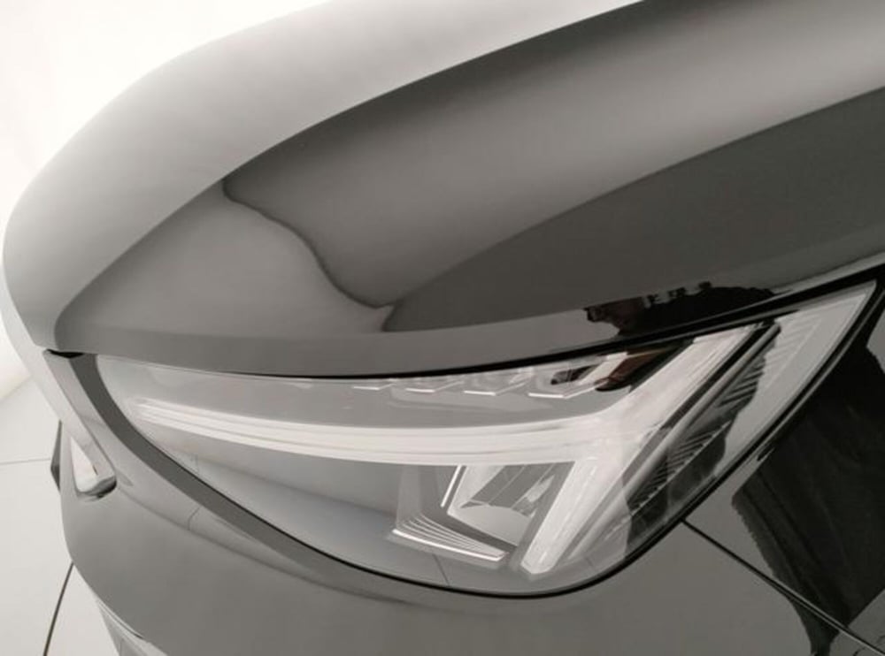 Volvo XC40 nuova a Modena (17)