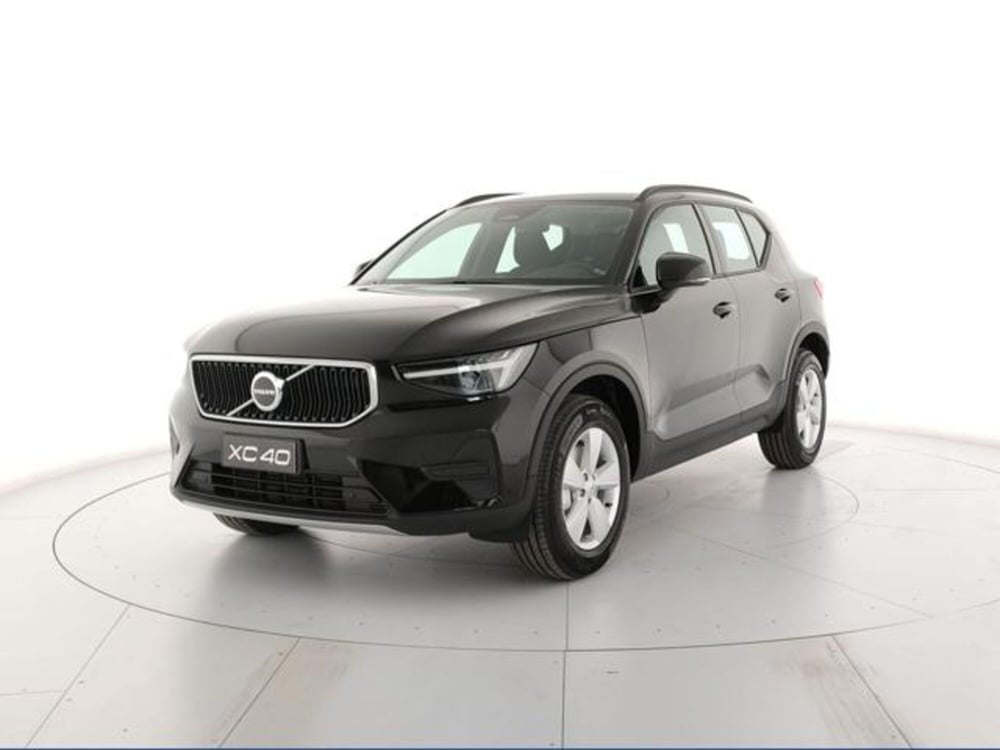 Volvo XC40 nuova a Modena (2)