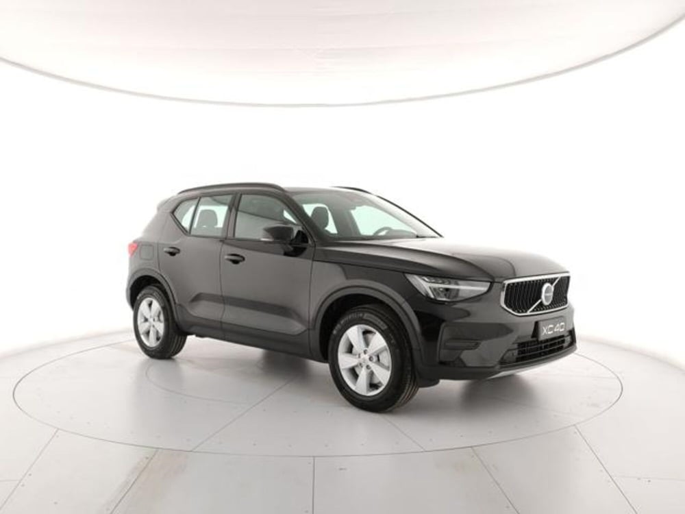 Volvo XC40 nuova a Modena (6)