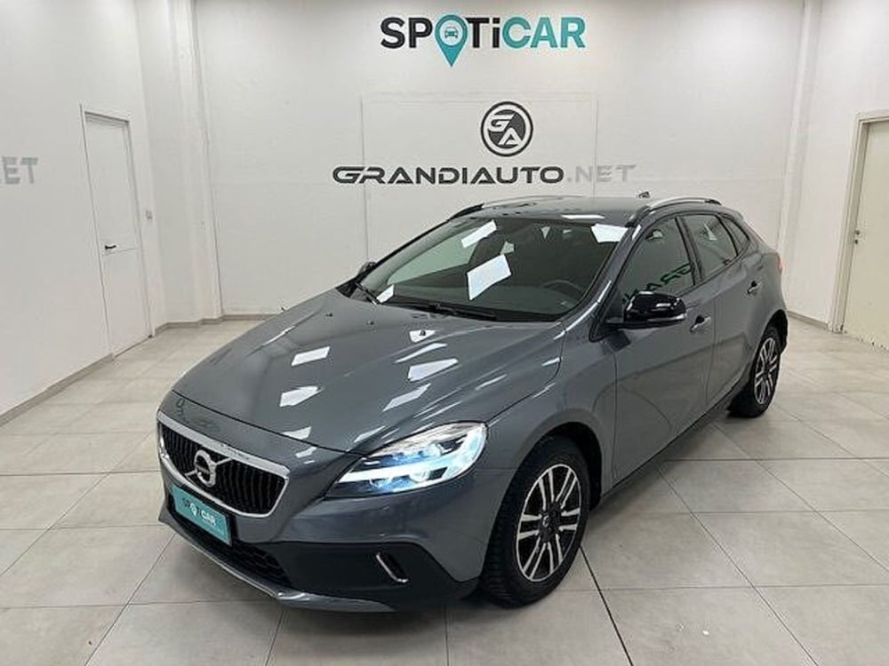 Volvo V40 Cross Country usata a Alessandria