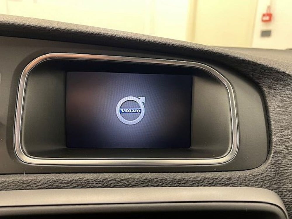 Volvo V40 Cross Country usata a Alessandria (10)