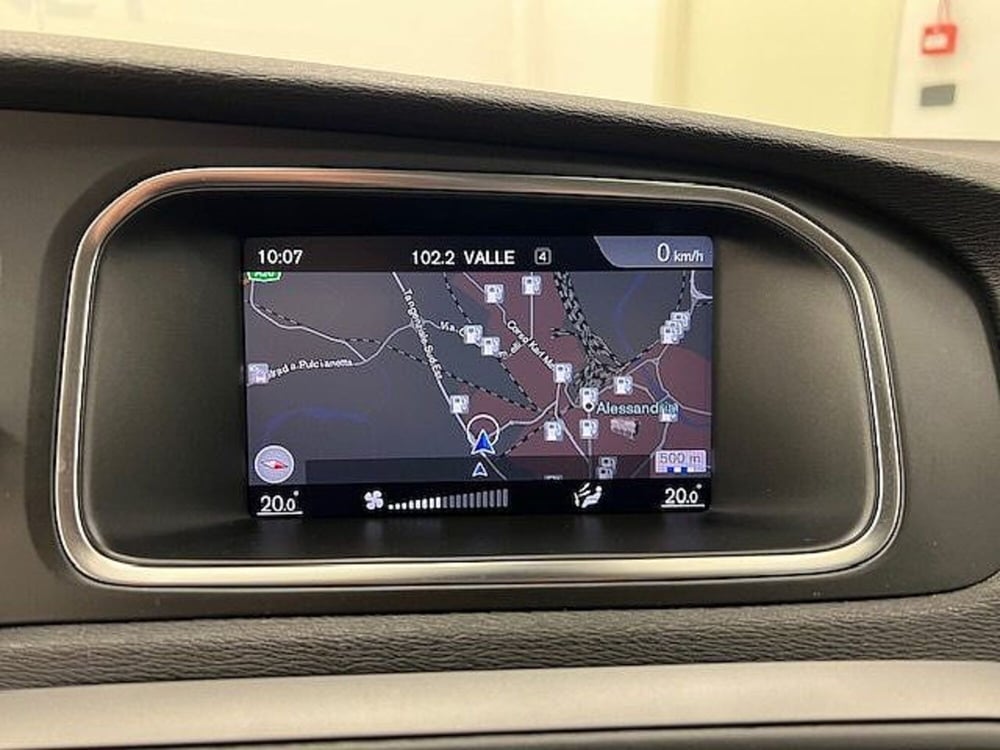Volvo V40 Cross Country usata a Alessandria (11)
