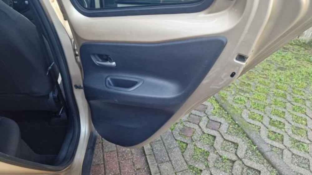 Toyota Aygo X usata a Milano (17)