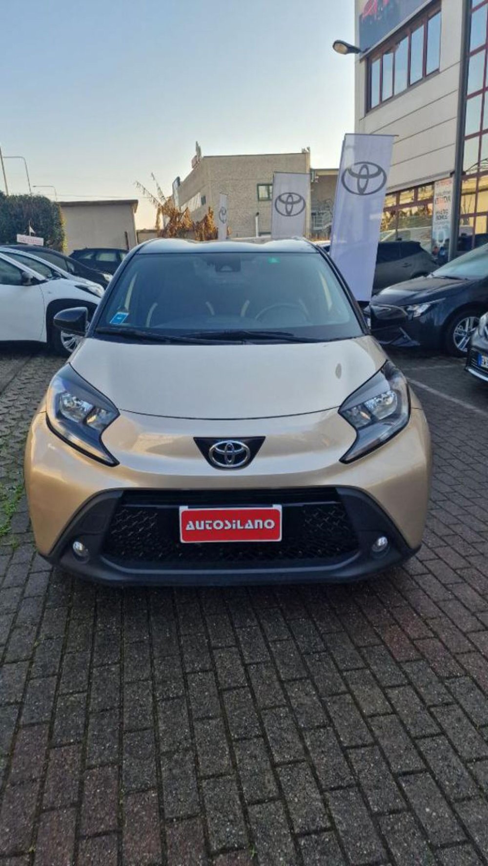 Toyota Aygo X usata a Milano (3)