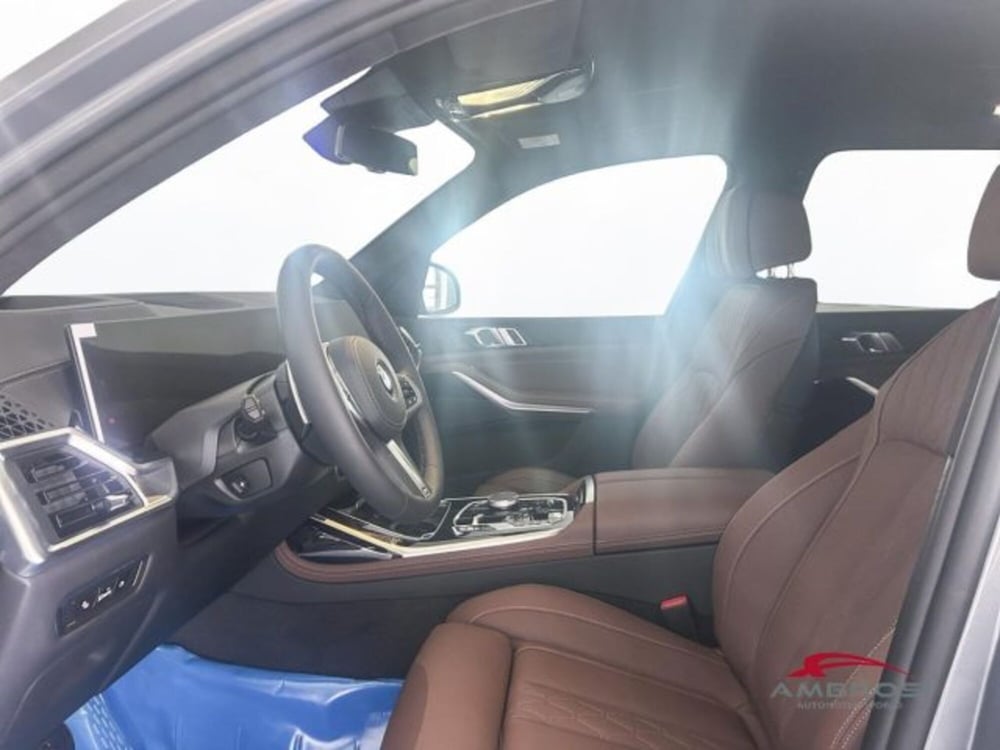 BMW X7 nuova a Perugia (9)