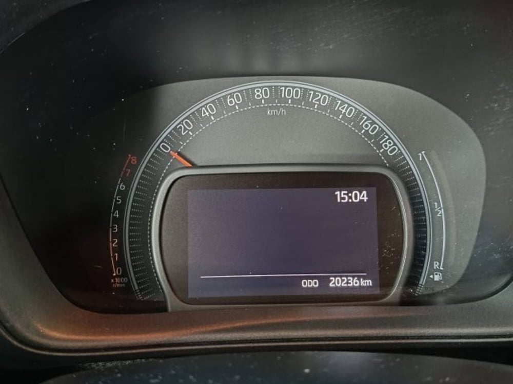 Toyota Aygo X usata a Teramo (12)