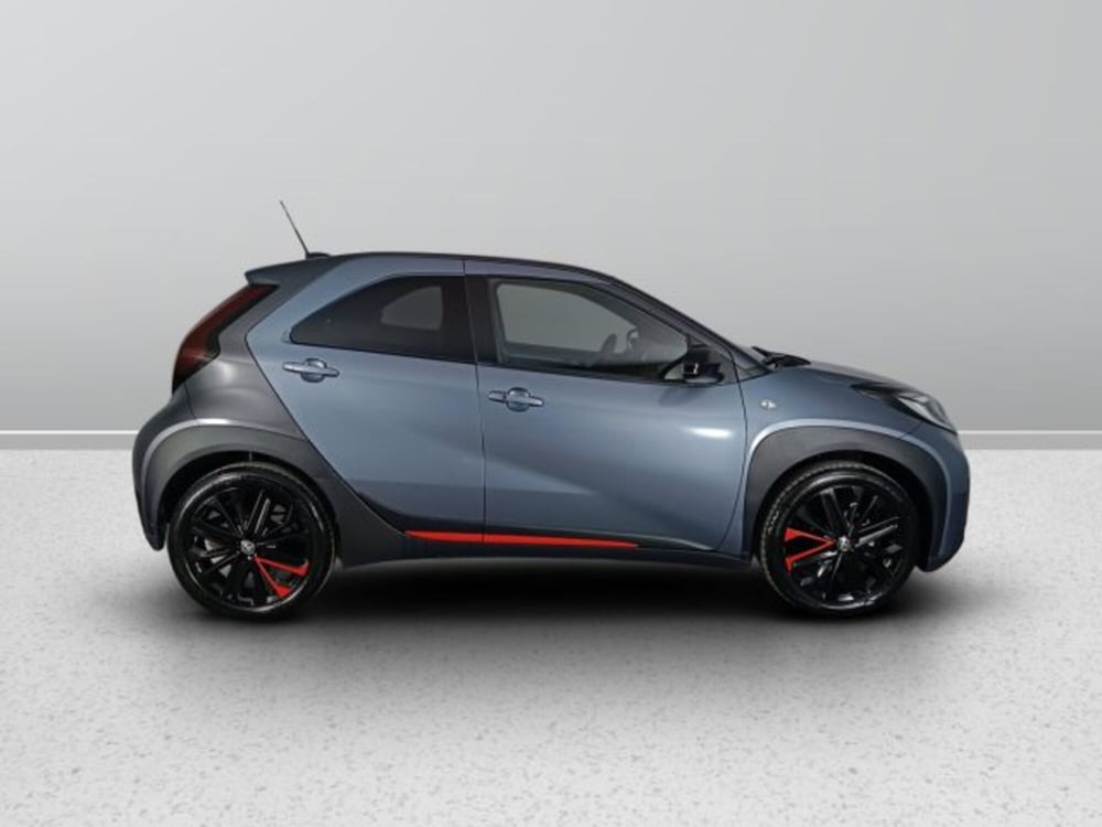 Toyota Aygo X usata a Teramo (6)