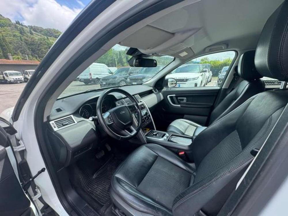 Land Rover Discovery Sport usata a Lucca (8)