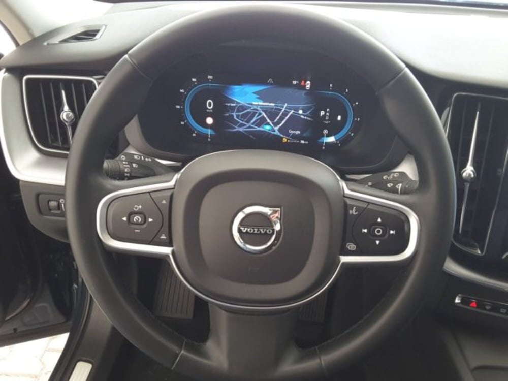 Volvo XC60 usata a Firenze (7)