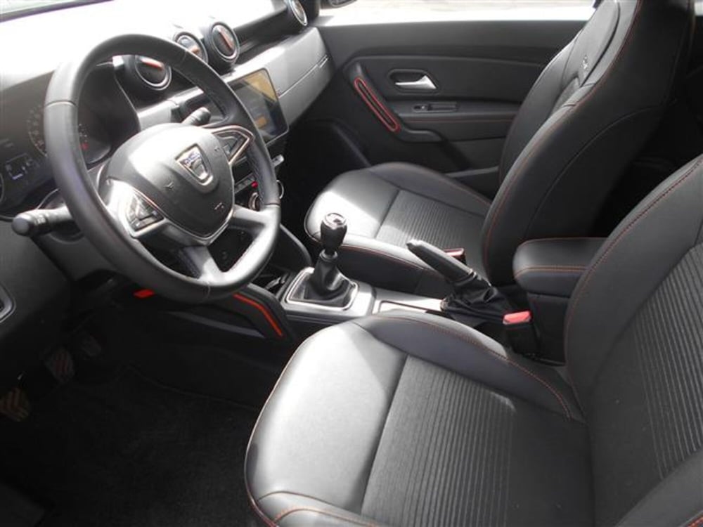 Dacia Duster usata a Firenze (14)