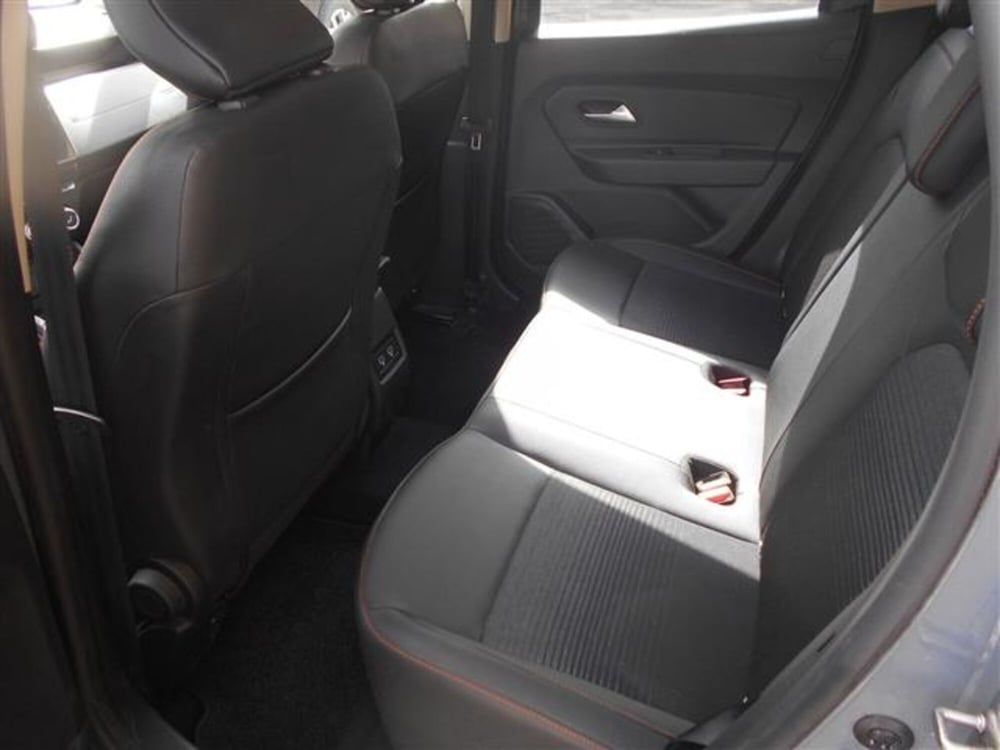Dacia Duster usata a Firenze (15)