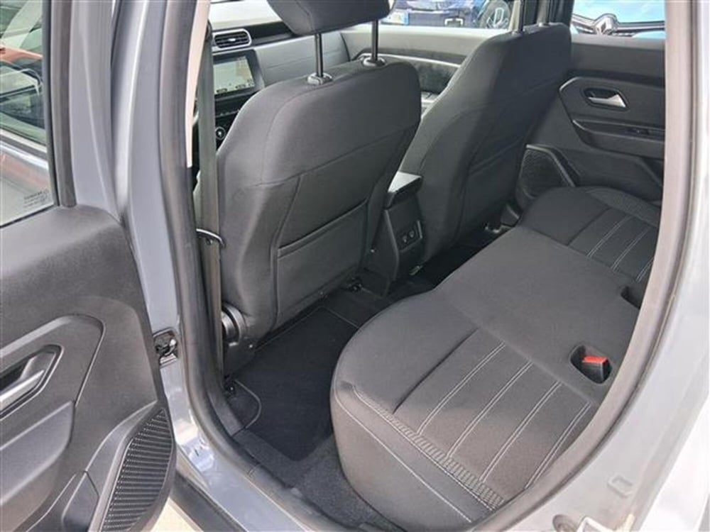 Dacia Duster usata a Firenze (12)