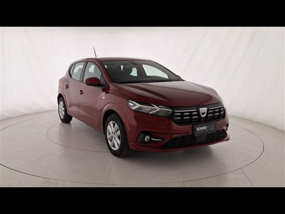 Dacia Sandero usata a Milano (3)