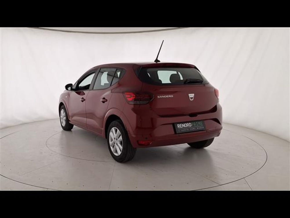 Dacia Sandero usata a Milano (6)