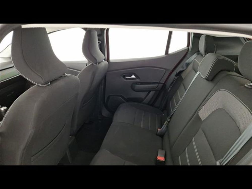 Dacia Sandero usata a Milano (8)
