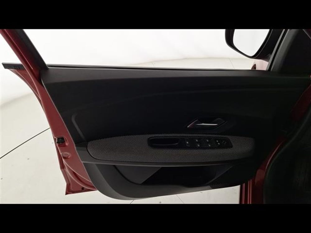 Dacia Sandero usata a Milano (9)