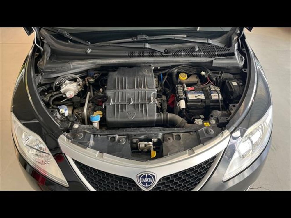 Lancia Ypsilon usata a Firenze (14)
