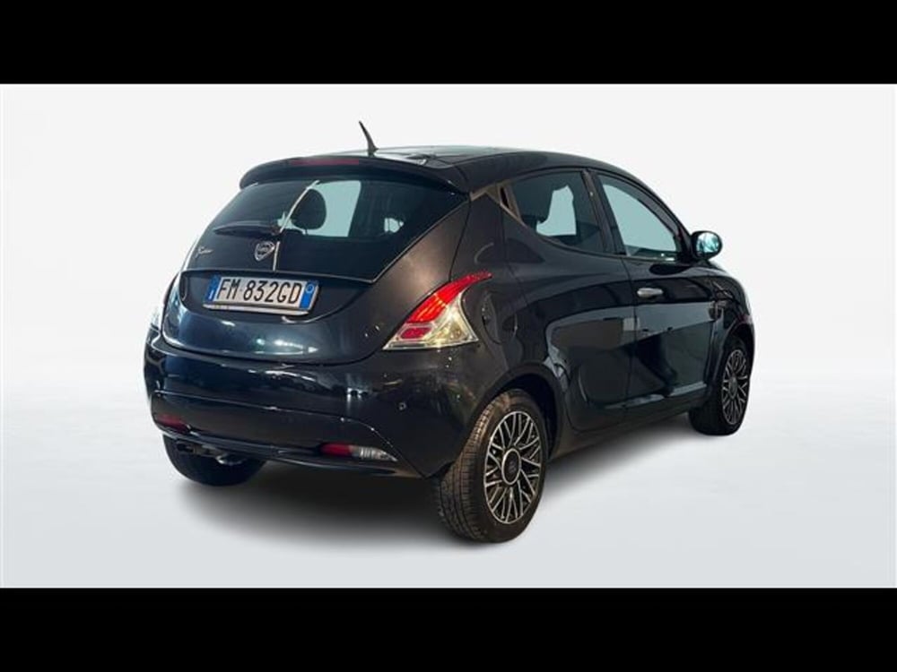 Lancia Ypsilon usata a Firenze (3)