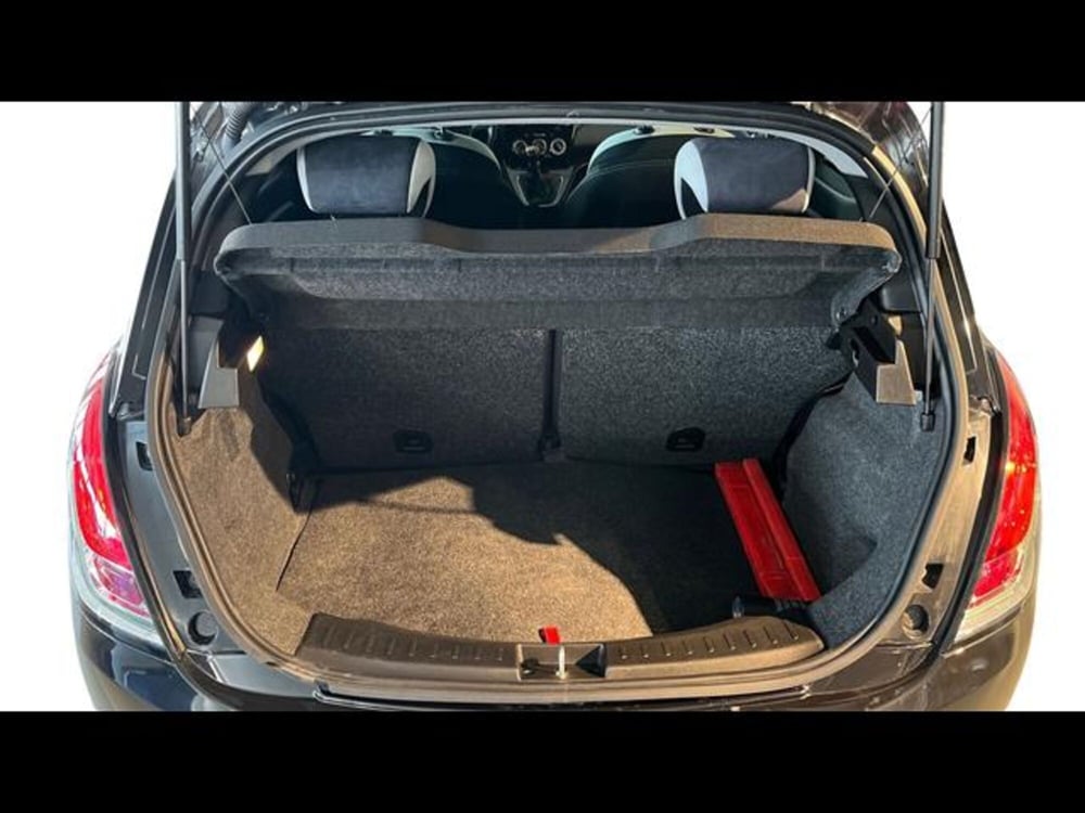 Lancia Ypsilon usata a Firenze (5)