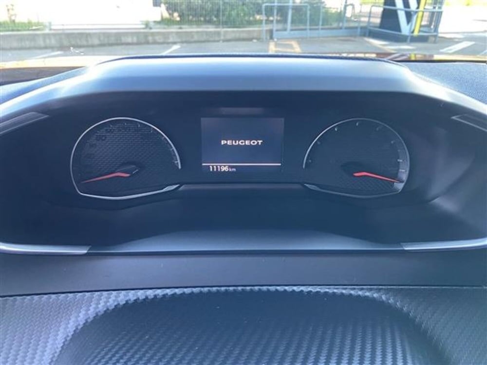Peugeot 2008 usata a Milano (6)