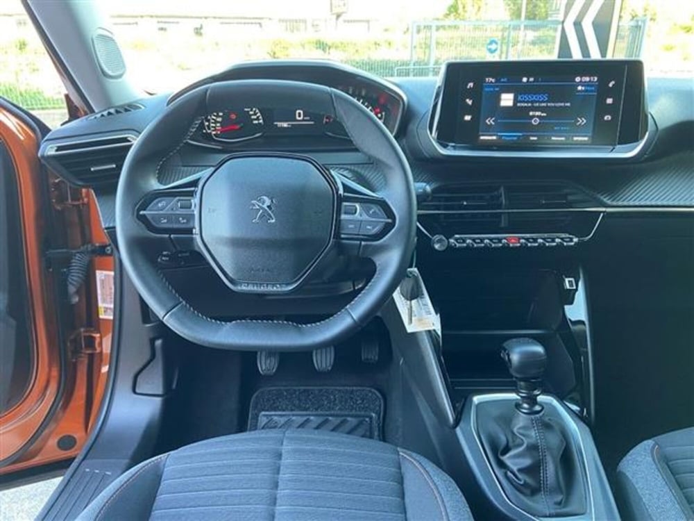 Peugeot 2008 usata a Milano (9)