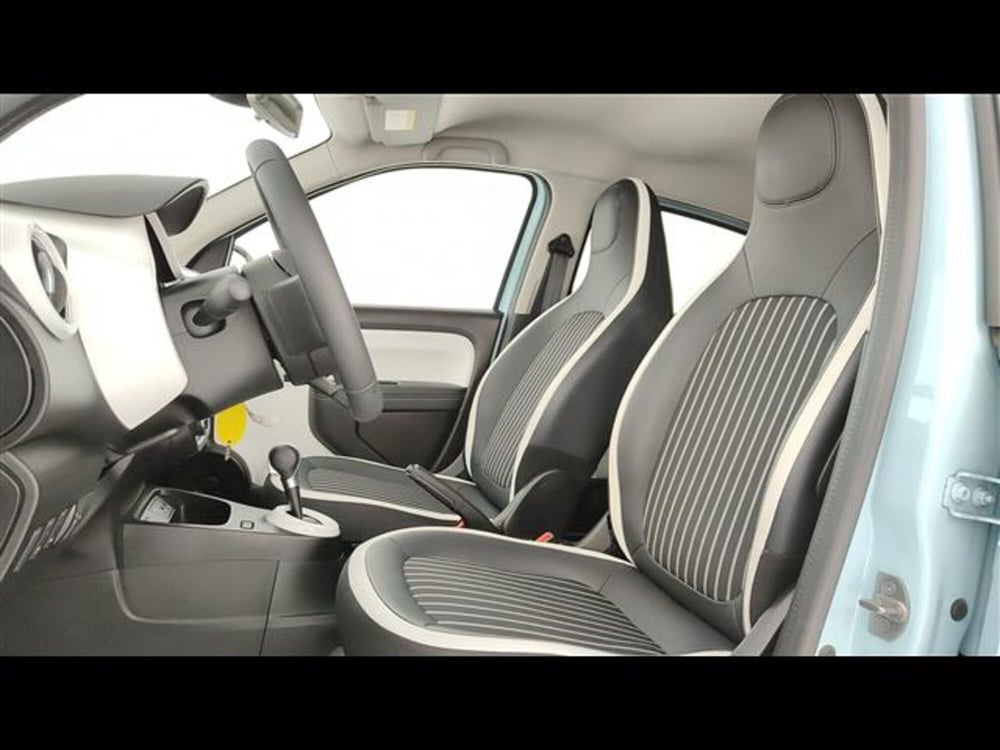 Renault Twingo usata a Milano (10)