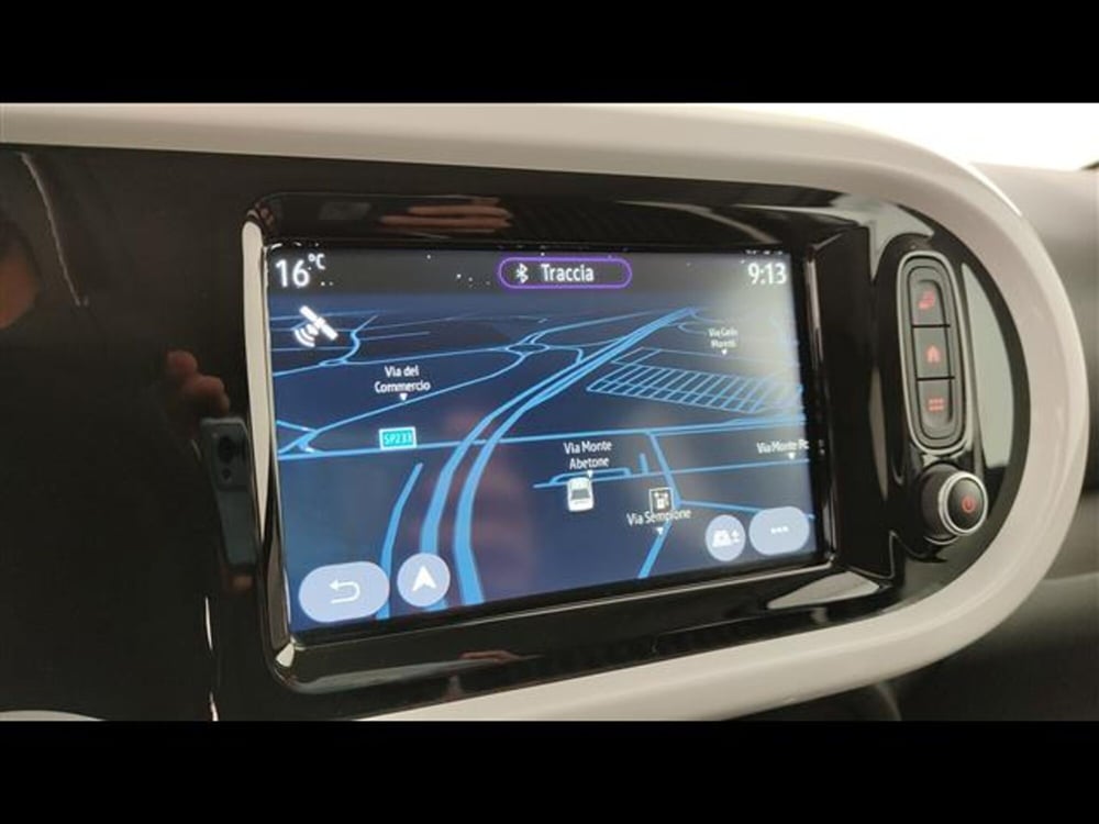 Renault Twingo usata a Milano (14)
