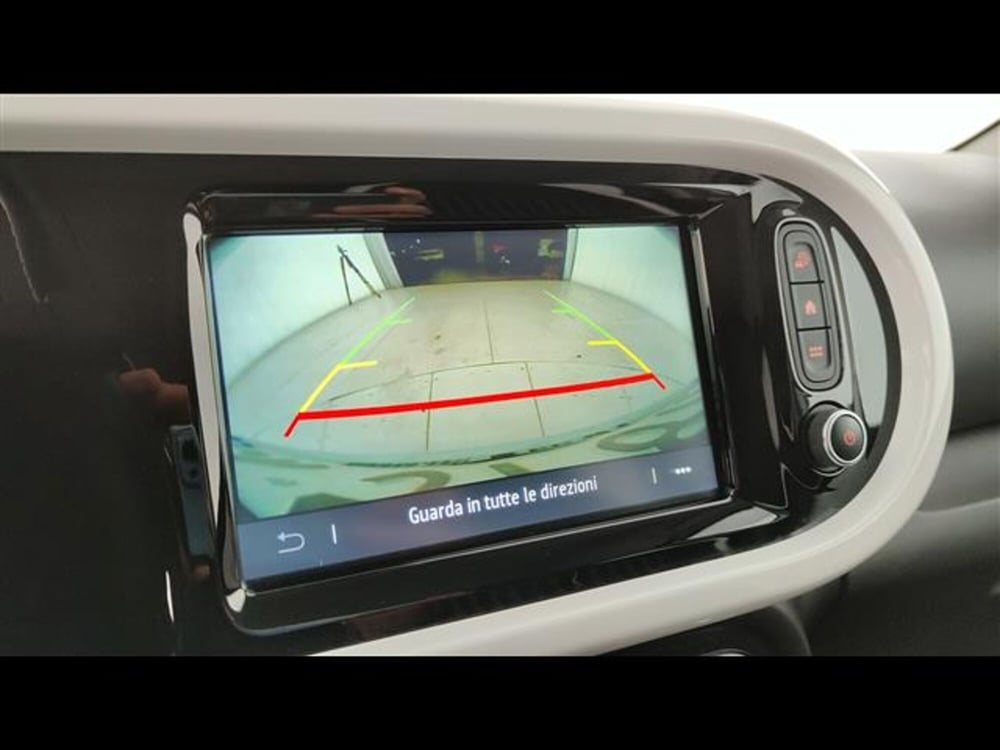 Renault Twingo usata a Milano (15)