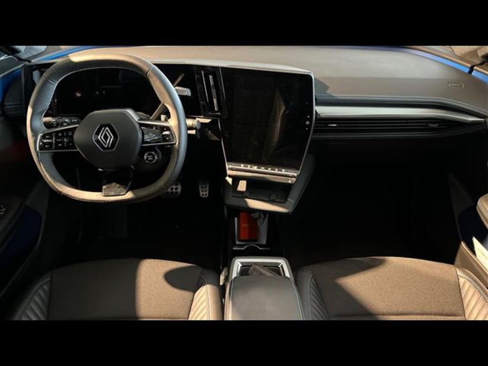 Renault Scenic E-Tech Electric nuova a Firenze (7)